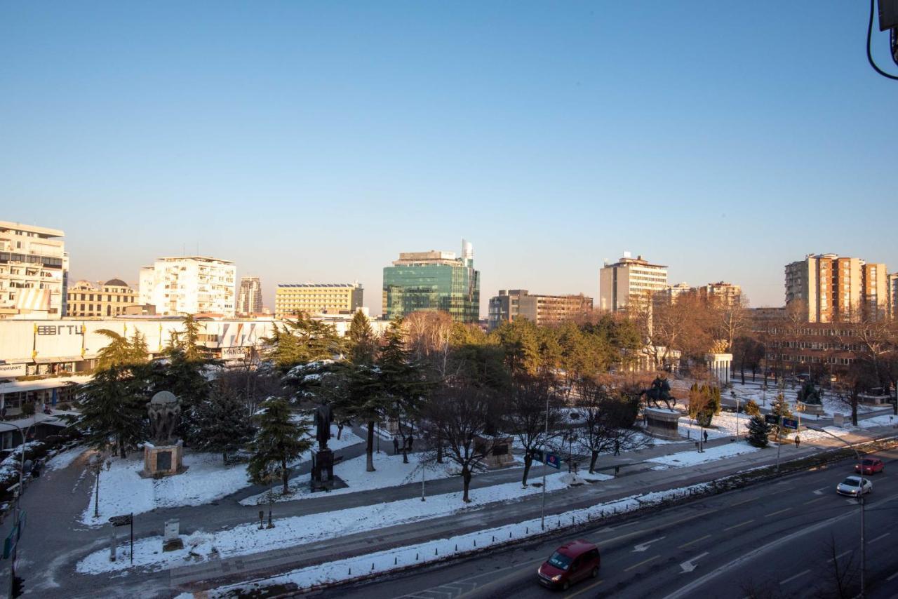 Apartment Emilija Skopje Bagian luar foto