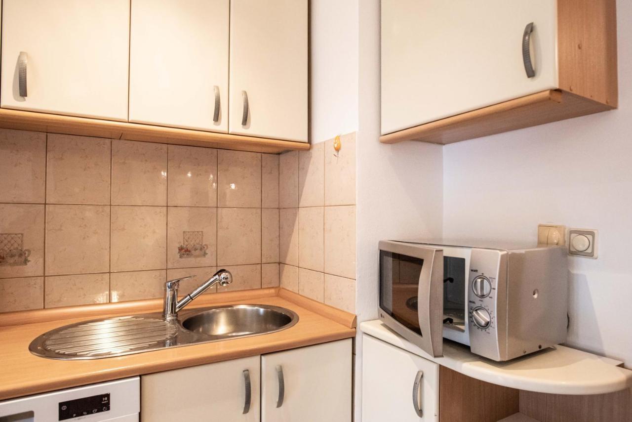 Apartment Emilija Skopje Bagian luar foto